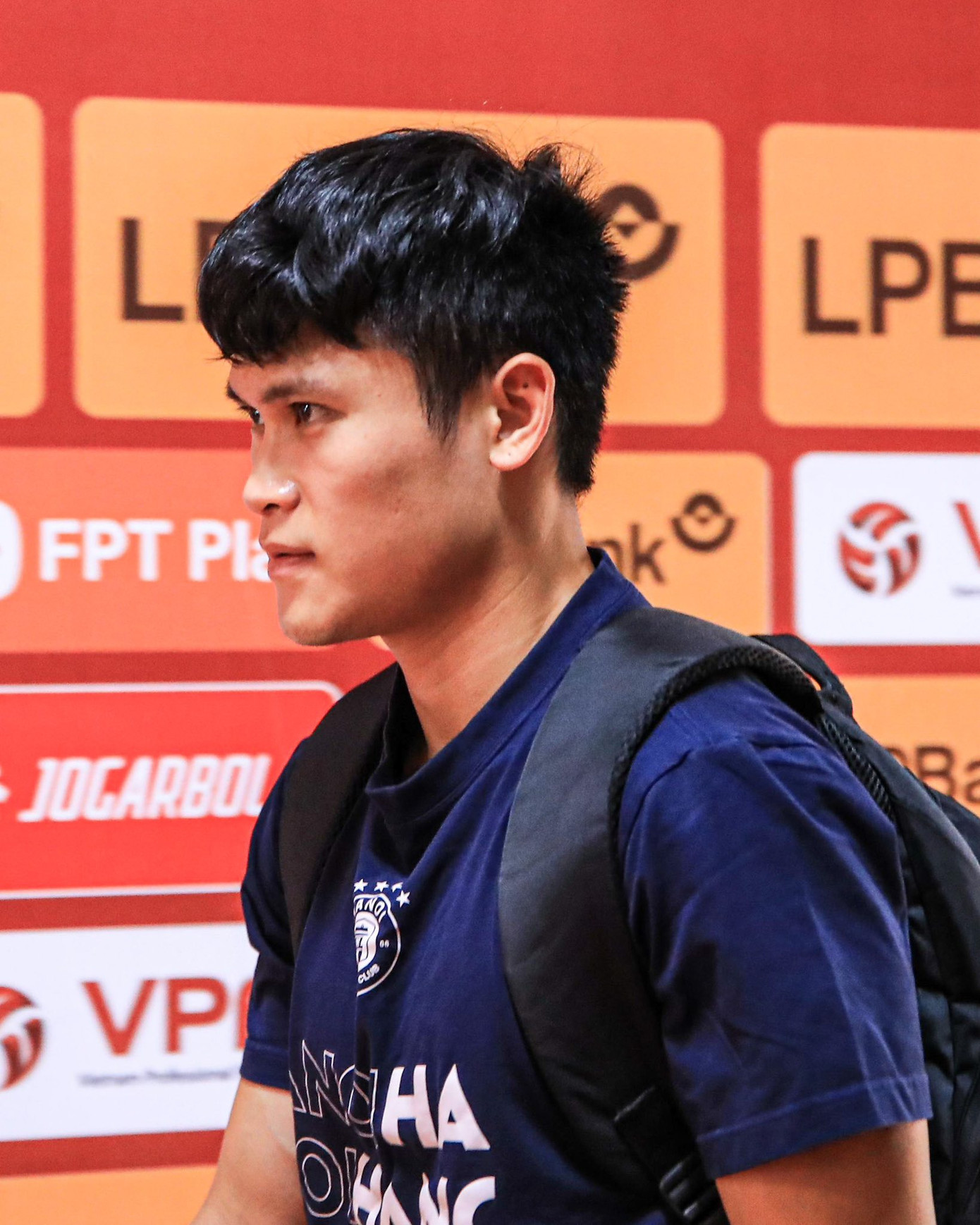 Hà Nội ngược dòng trước SLNA nhờ bàn thắng phút 100 ảnh 3 Hà Nội ngược dòng trước SLNA nhờ bàn thắng phút 100 ảnh 3