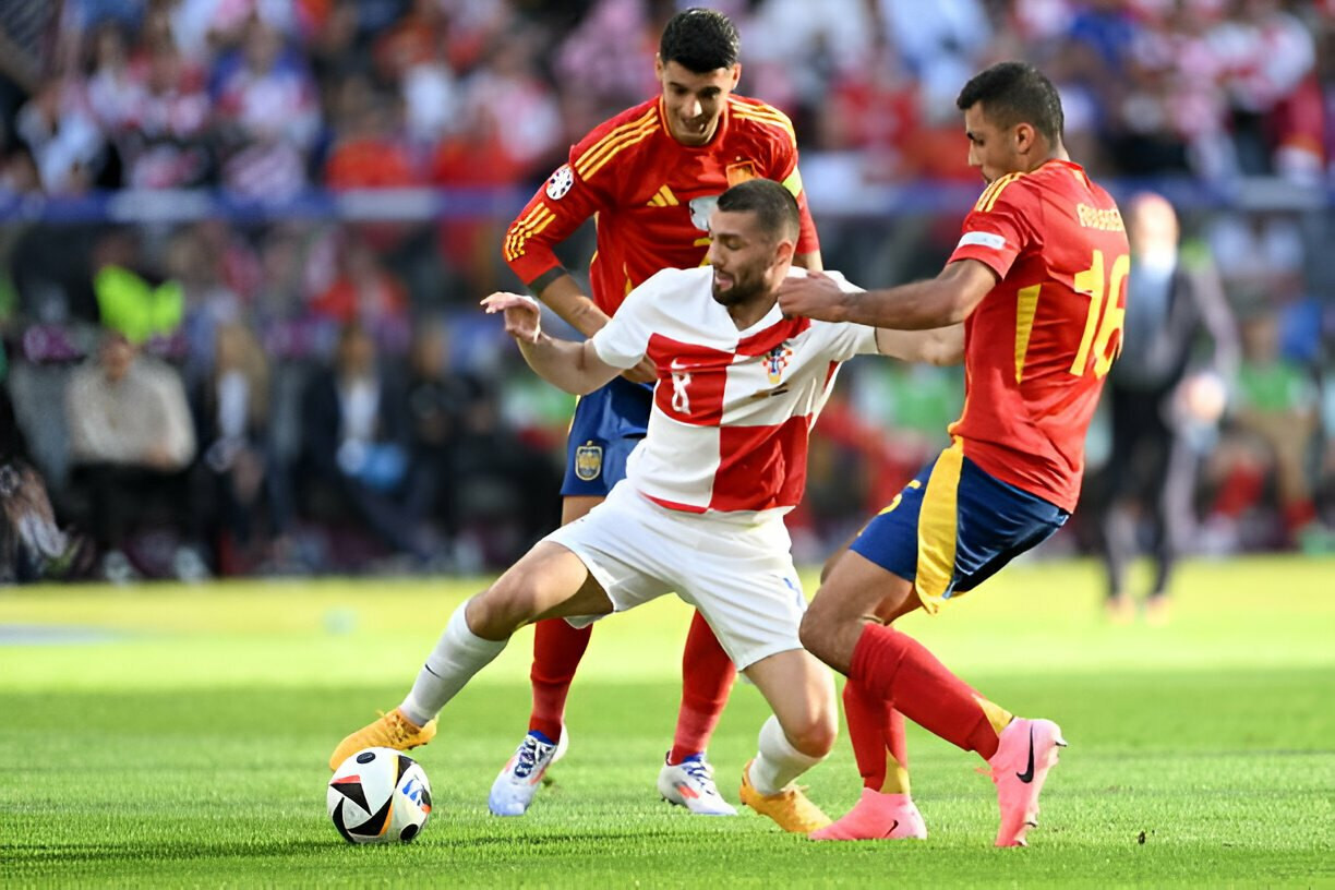 Hạ Croatia 3-0, Tây Ban Nha khẳng định sức mạnh ứng cử viên vô địch ảnh 25