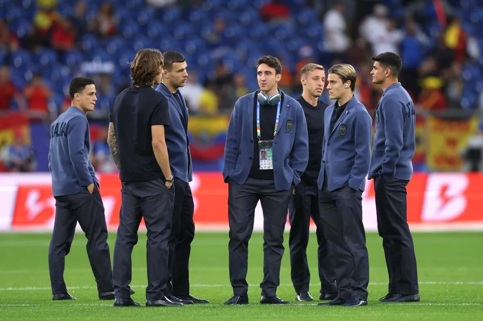  Thắng Italia, Tây Ban Nha độc chiếm ngôi đầu bảng B cùng tấm vé đi tiếp ảnh 11