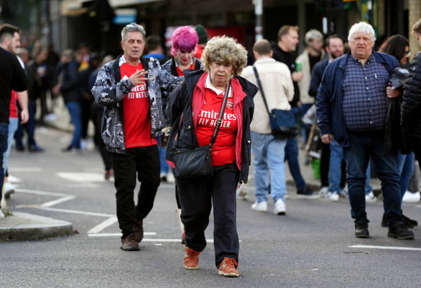 Arsenal đánh bại Leicester nhờ 2 bàn thắng phút bù giờ ảnh 5 Arsenal đánh bại Leicester nhờ 2 bàn thắng phút bù giờ ảnh 5