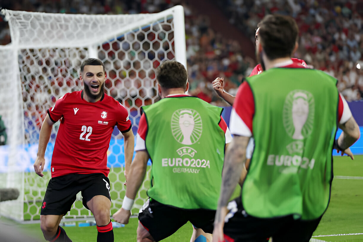 Đánh bại Bồ Đào Nha 2-0, Georgia làm nên lịch sử ảnh 20