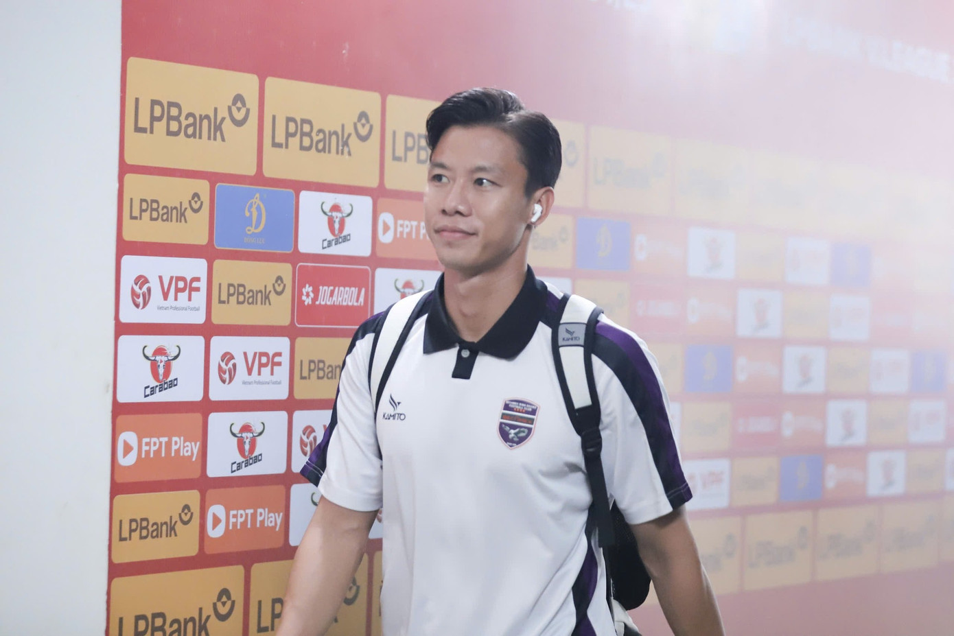 Đè bẹp Bình Dương, HAGL tiến dài trong cuộc đua trụ hạng ảnh 3