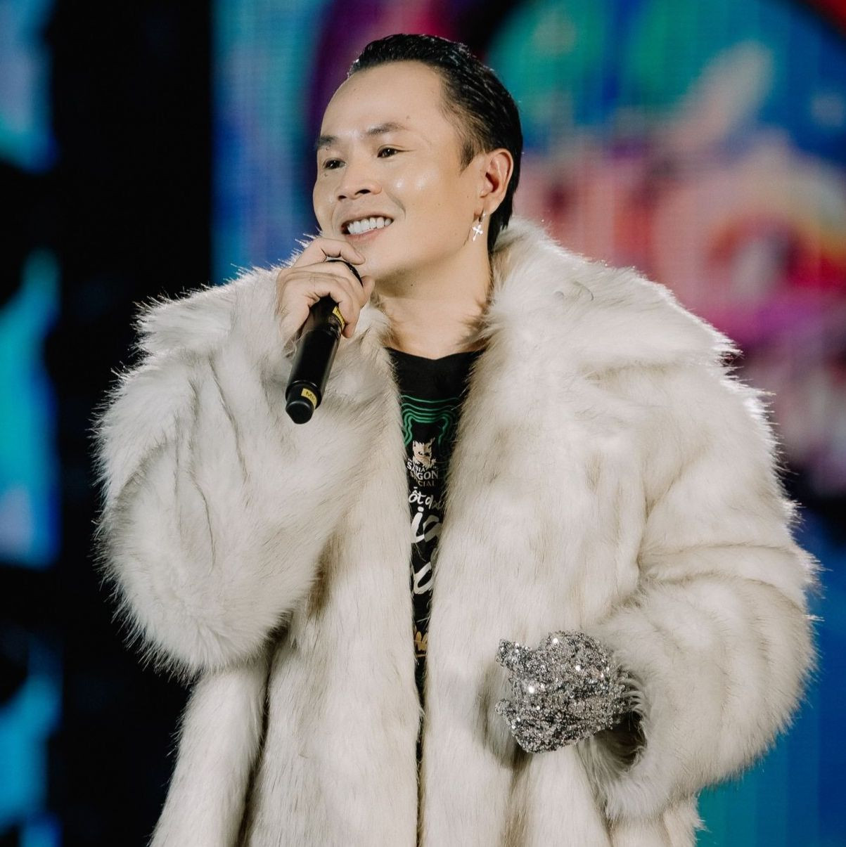 Những dự án lớn của Karik và Binz trong năm qua không quá thành công. Những dự án lớn của Karik và Binz trong năm qua không quá thành công.