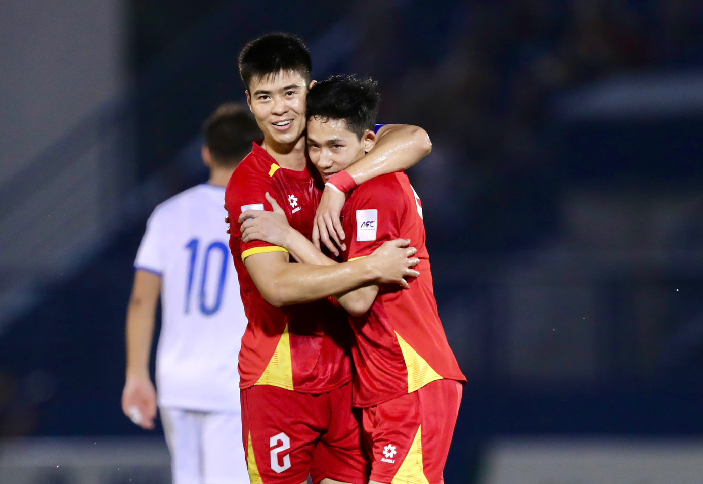 Đội tuyển Việt Nam đại phá Lào ảnh 28