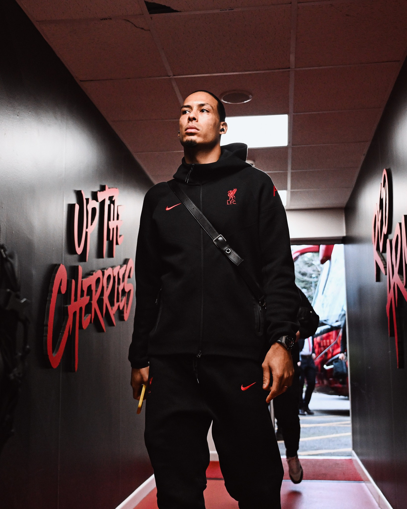 Salah đưa Liverpool vượt ải Bournemouth ảnh 5