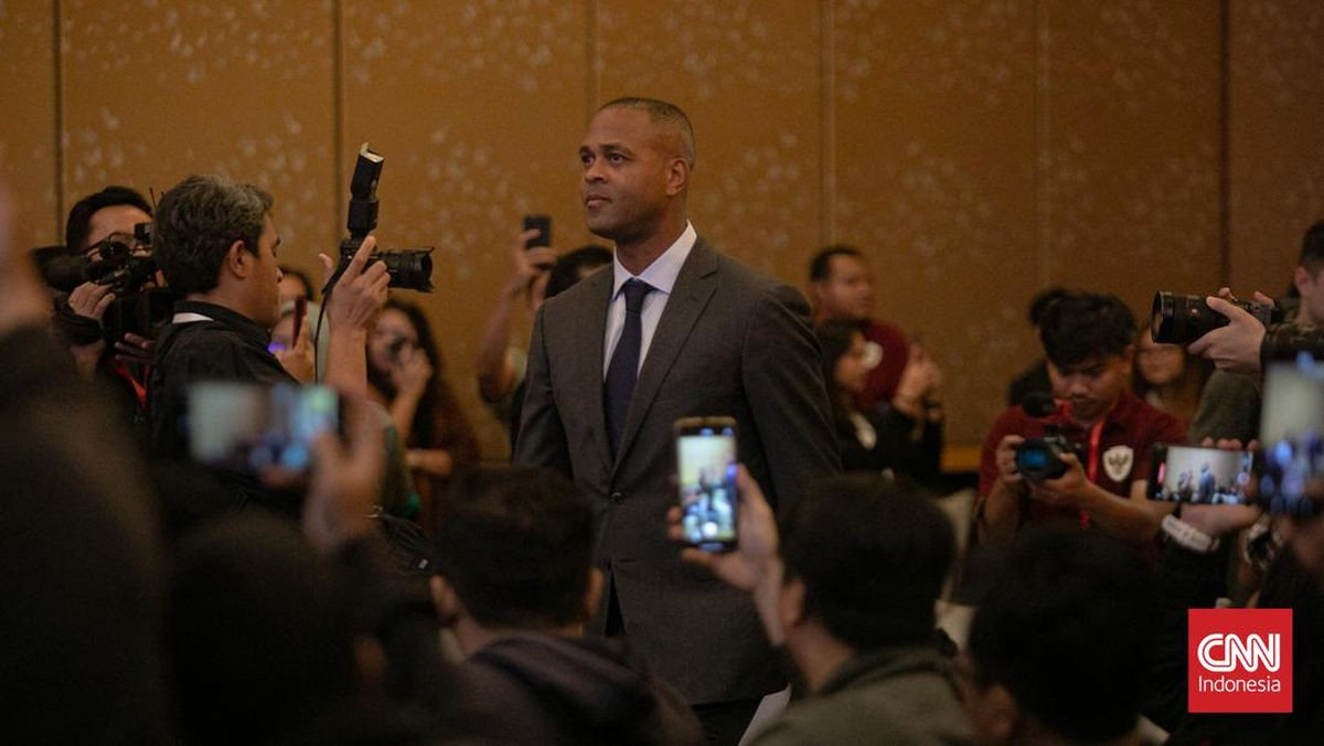 Kluivert được kỳ vọng giúp nâng tầm dàn tuyển thủ gốc Hà Lan của Indonesia. Ảnh: CNN Indonesia.