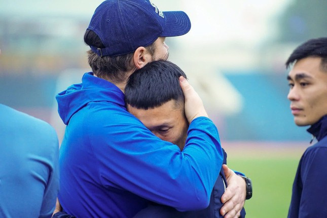 Thanh Hoá thoát thua HAGL nhờ quả phạt đền gây tranh cãi ảnh 1