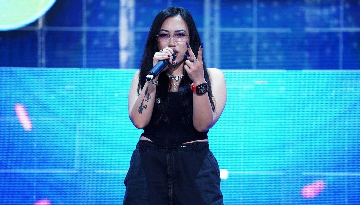 Queen B là nữ rapper cá tính, hoạt động lâu năm trong cộng đồng rap. Với Rap Việt mùa 4, Queen B đánh dấu sự trở lại và từ bề dày kinh nghiệm, cô có thể làm nên chuyện.