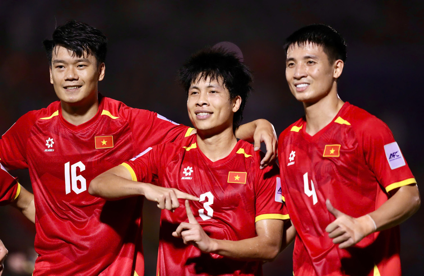 Đội tuyển Việt Nam đại phá Lào ảnh 22