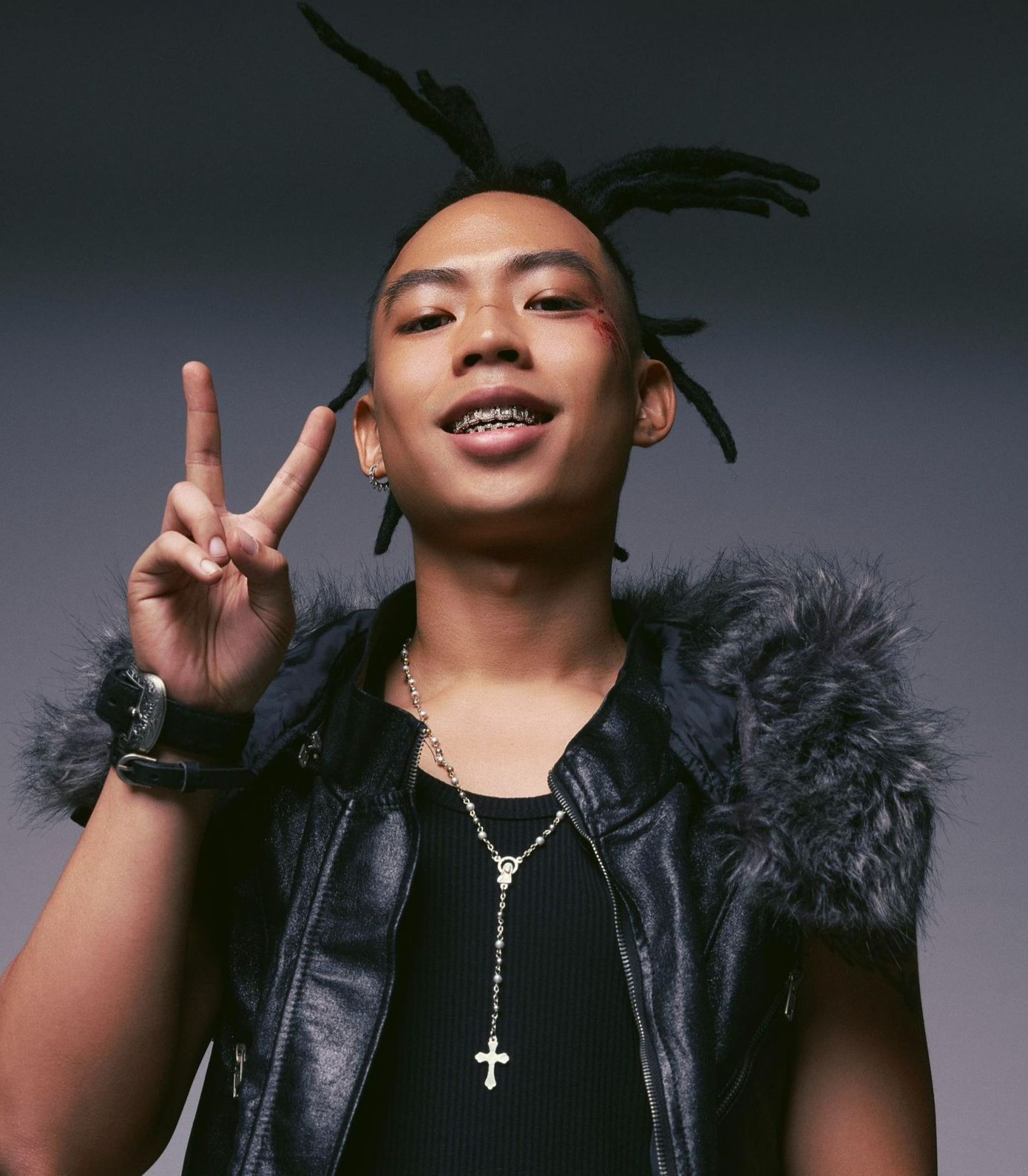 Low G và Wxrdie, 2 cá tính đặc biệt của rap Việt. Low G và Wxrdie, 2 cá tính đặc biệt của rap Việt.