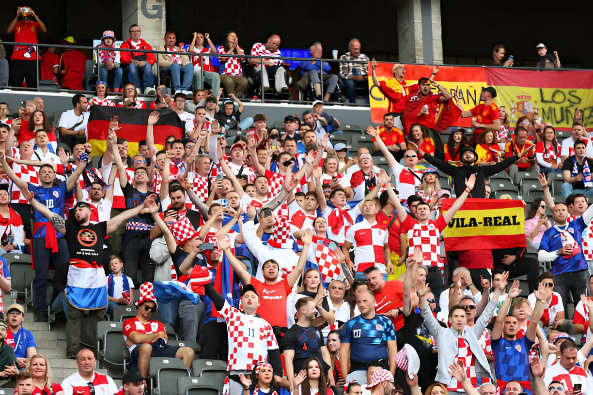 Hạ Croatia 3-0, Tây Ban Nha khẳng định sức mạnh ứng cử viên vô địch ảnh 11