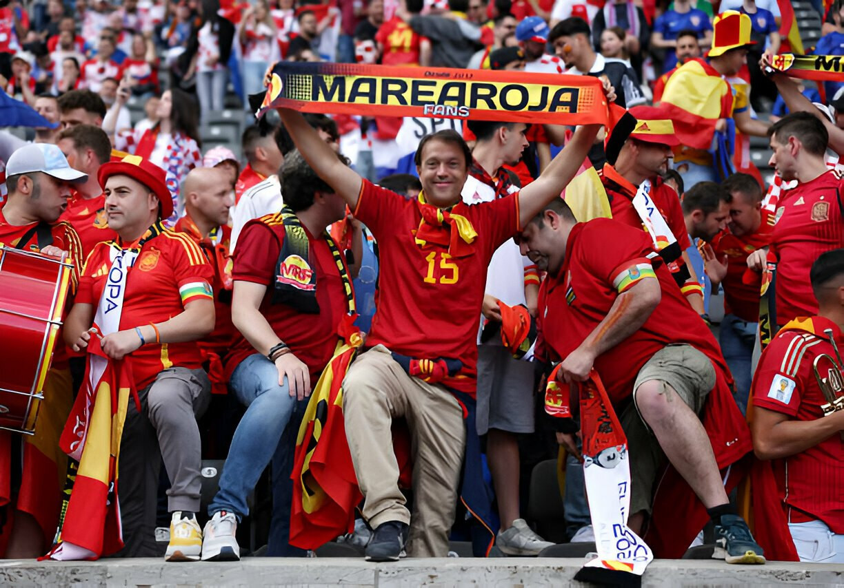 Hạ Croatia 3-0, Tây Ban Nha khẳng định sức mạnh ứng cử viên vô địch ảnh 10