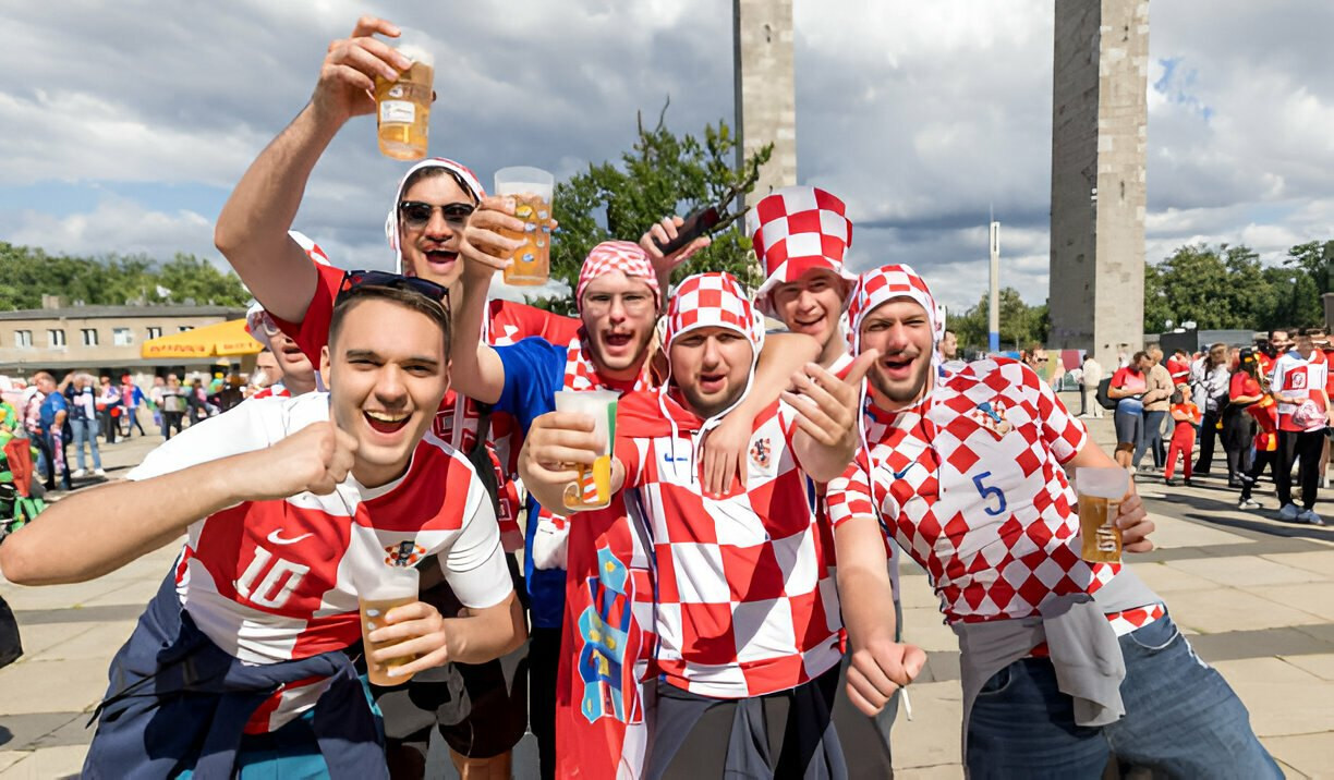 Hạ Croatia 3-0, Tây Ban Nha khẳng định sức mạnh ứng cử viên vô địch ảnh 12
