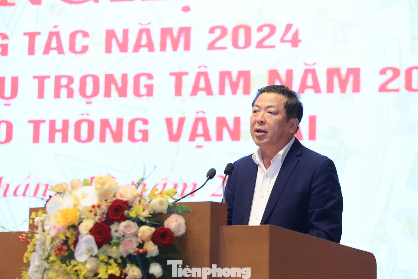 Bộ trưởng Bộ Giao thông vận tải Trần Hồng Minh tại Hội nghị Tổng kết năm 2024 và triển khai nhiệm vụ năm 2025. Ảnh: Lộc Liên Bộ trưởng Bộ Giao thông vận tải Trần Hồng Minh tại Hội nghị Tổng kết năm 2024 và triển khai nhiệm vụ năm 2025. Ảnh: Lộc Liên
