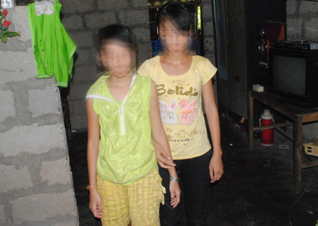 2 đứa con gái của chị Th. từng mang bầu trong lần vào Đà Nẵng làm ô sin 