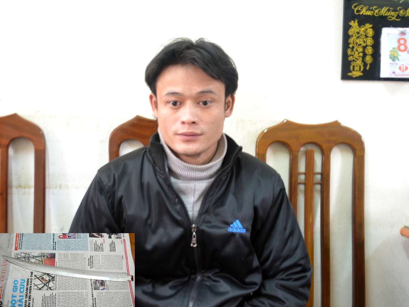 Đối tượng Nguyễn Văn Trường và hung khí gây án. Đối tượng Nguyễn Văn Trường và hung khí gây án