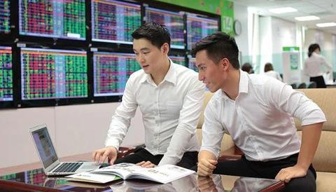 Nhiều doanh nghiệp chứng khoán lên kế hoạch tăng vốn, lãi nghìn tỷ khi thị trường sôi động trở lại.