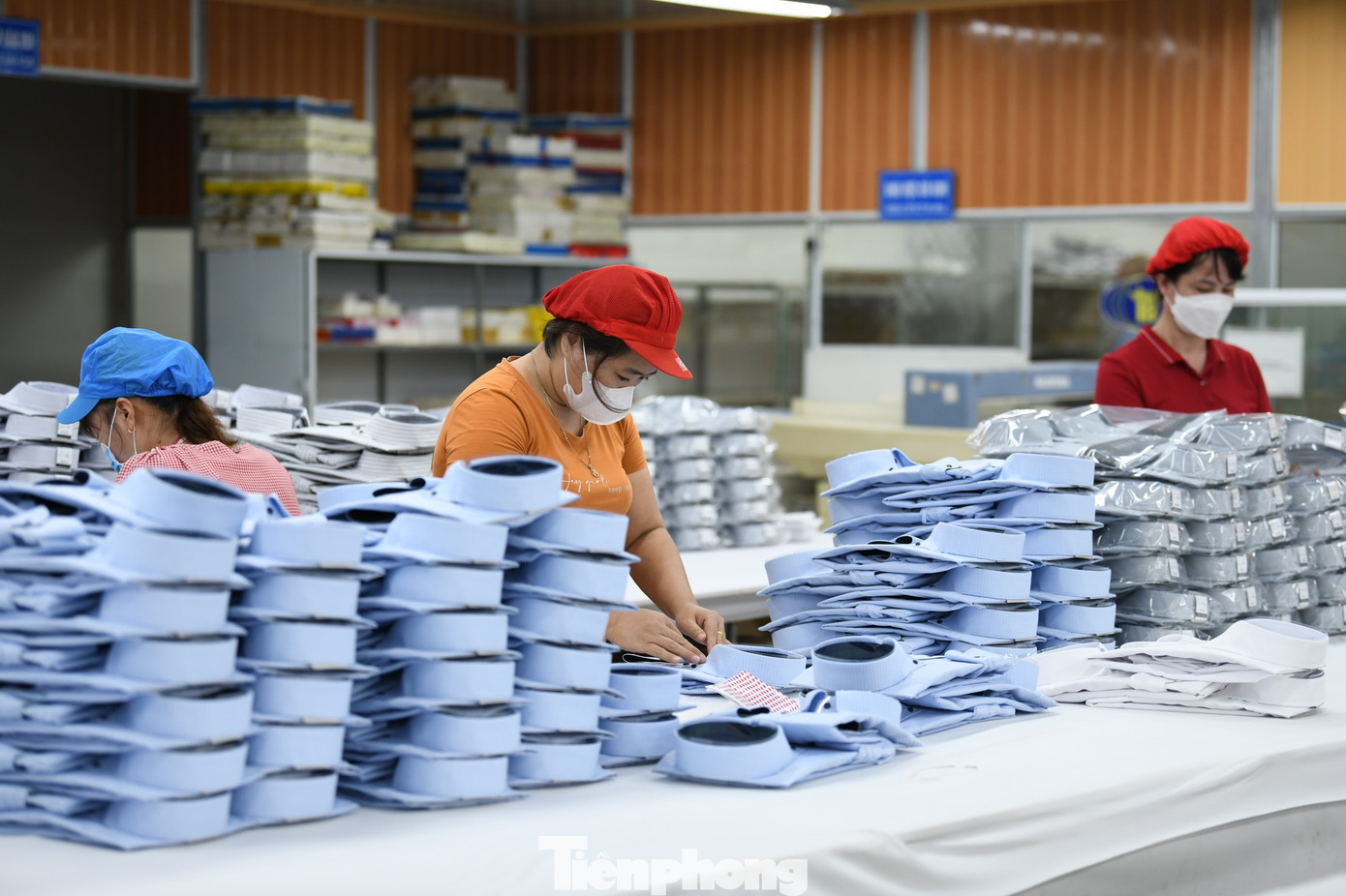 Các hiệp định thương mại tự do thế hệ mới sẽ tiếp tục là động lực quan trọng thúc đẩy xuất khẩu trong năm 2025. Ảnh: Như Ý. Các hiệp định thương mại tự do thế hệ mới sẽ tiếp tục là động lực quan trọng thúc đẩy xuất khẩu trong năm 2025. Ảnh: Như Ý.