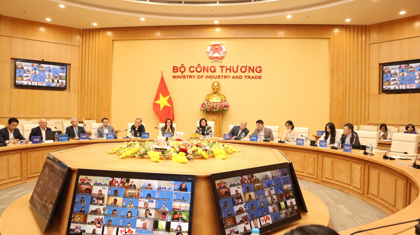 Bộ Công Thương họp giao ban xúc tiến thương mại với hệ thống Thương vụ Việt Nam ở nước ngoài. Ảnh: BCT. Bộ Công Thương họp giao ban xúc tiến thương mại với hệ thống Thương vụ Việt Nam ở nước ngoài. Ảnh: BCT.