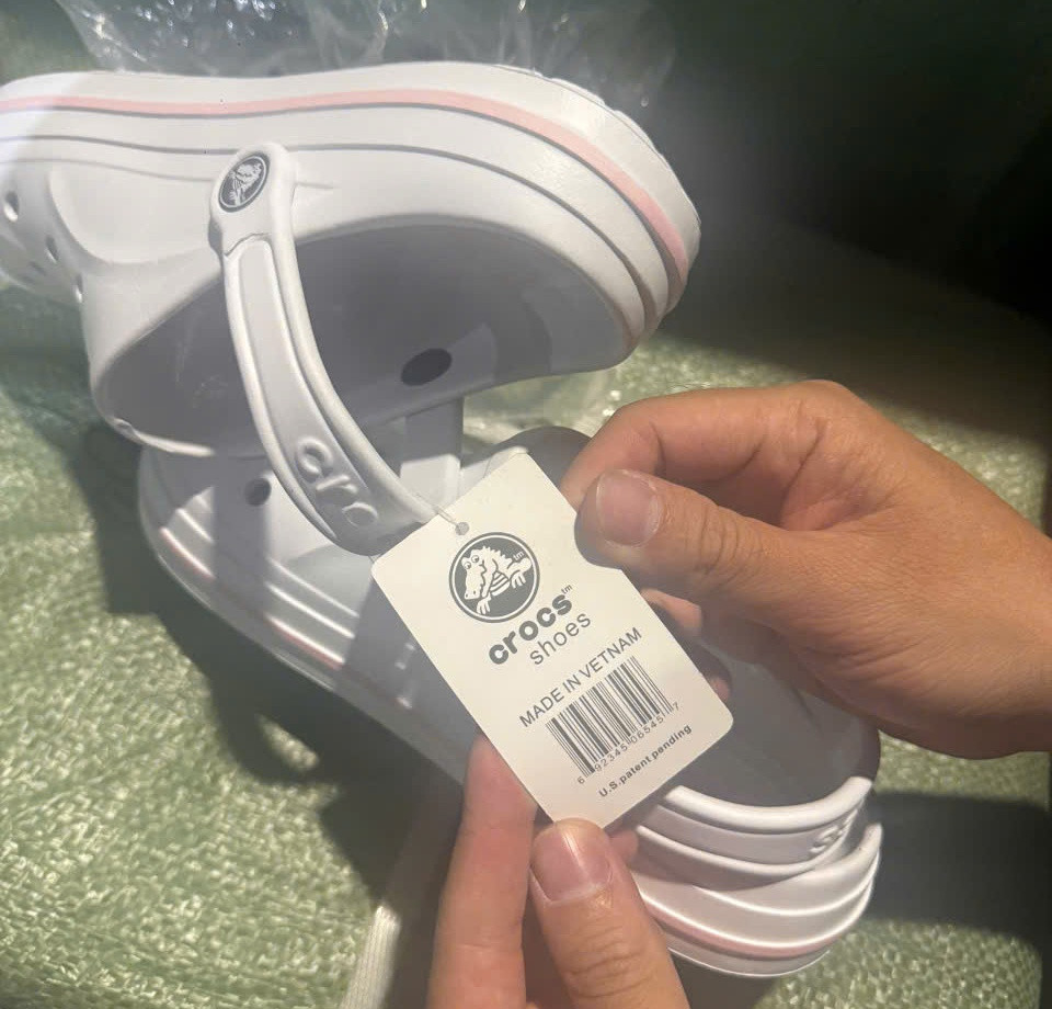 Lô hàng có dấu hiệu vi phạm xuất xứ "Made in Vietnam". Lô hàng có dấu hiệu vi phạm xuất xứ "Made in Vietnam".