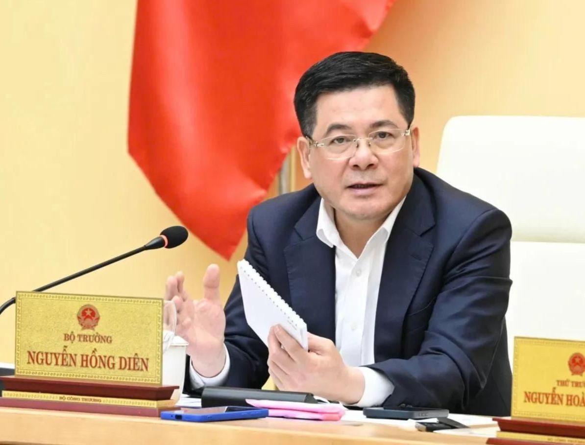 Bộ trưởng Công Thương Nguyễn Hồng Diên đề nghị điều chỉnh dự báo tăng trưởng nguồn điện. Ảnh: Cấn Dũng.