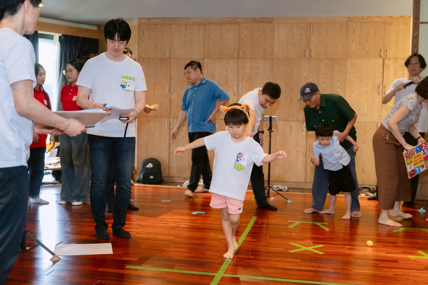 Đặc biệt, Ngày hội còn có sự tham gia của các chuyên gia về tự kỷ đến từ Nhật Bản để chia sẻ về cách thức chăm sóc và hỗ trợ trẻ tự kỷ, người tự kỷ tại đất nước Mặt trời mọc; các hệ thống công nghệ mới, các ứng dụng AI trong lĩnh vực giáo dục, đánh giá, hướng dẫn chăm sóc.