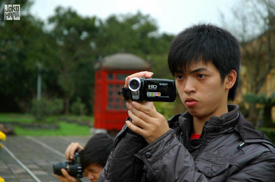 Vy Nguyễn Anh Phong đang tác nghiệp