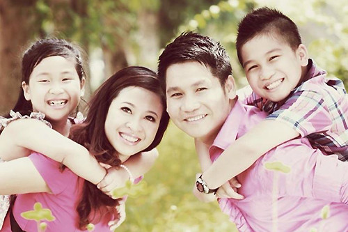 “Hậu phương vững chắc” của Việt Hoàn, Trọng Tấn, Đăng Dương là ai? ảnh 7