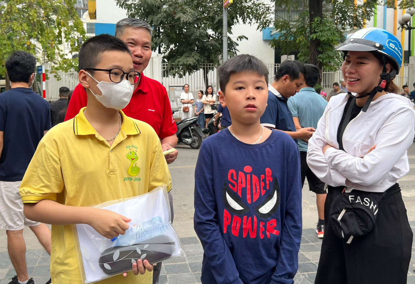 Học sinh thi tuyển vào lớp 6 một trường hot về tuyển sinh đầu cấp tại Hà Nội. ảnh: Hà Linh