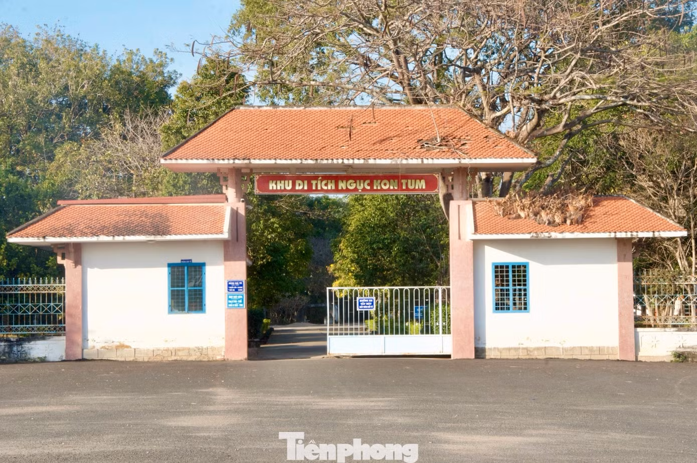 Hiện nay, di tích Ngục Kon Tum có dấu hiệu xuống cấp.