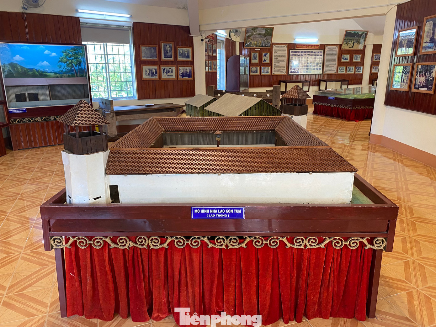 Mô hình nhà lao Kon Tum.