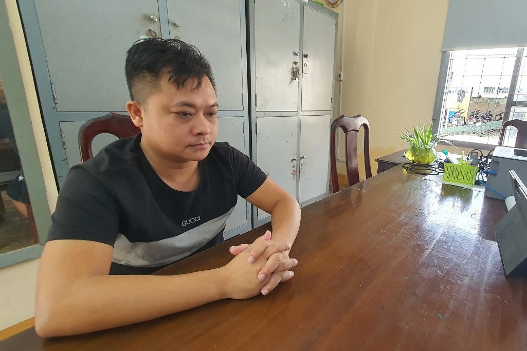 Hồ Văn Kiều tại cơ quan Công an Hồ Văn Kiều tại cơ quan Công an