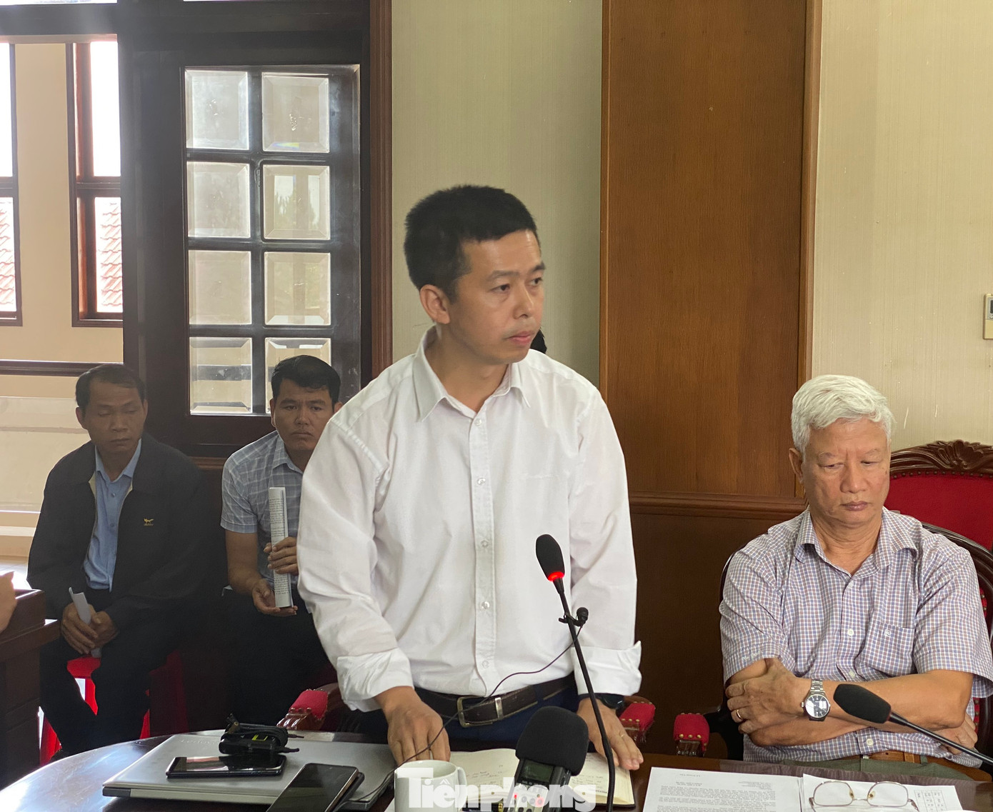 PGS.TS Nguyễn Châu Lân, Giảng viên Đại học Giao thông vận tải (GTVT). PGS.TS Nguyễn Châu Lân, Giảng viên Đại học Giao thông vận tải (GTVT).