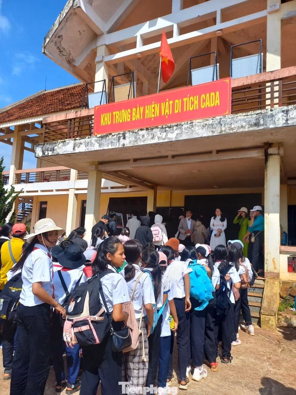 Khu Di tích lịch sử - văn hóa Đồn điền CADA là “địa chỉ đỏ” giáo dục cho thanh niên hiểu sâu sắc hơn về truyền thống yêu nước của thế hệ cha anh trong sự nghiệp đấu tranh giành độc lập và bảo vệ Tổ quốc; nâng cao ý thức của thanh niên trong việc giữ gìn, tôn tạo và làm đẹp các công trình di tích lịch sử.