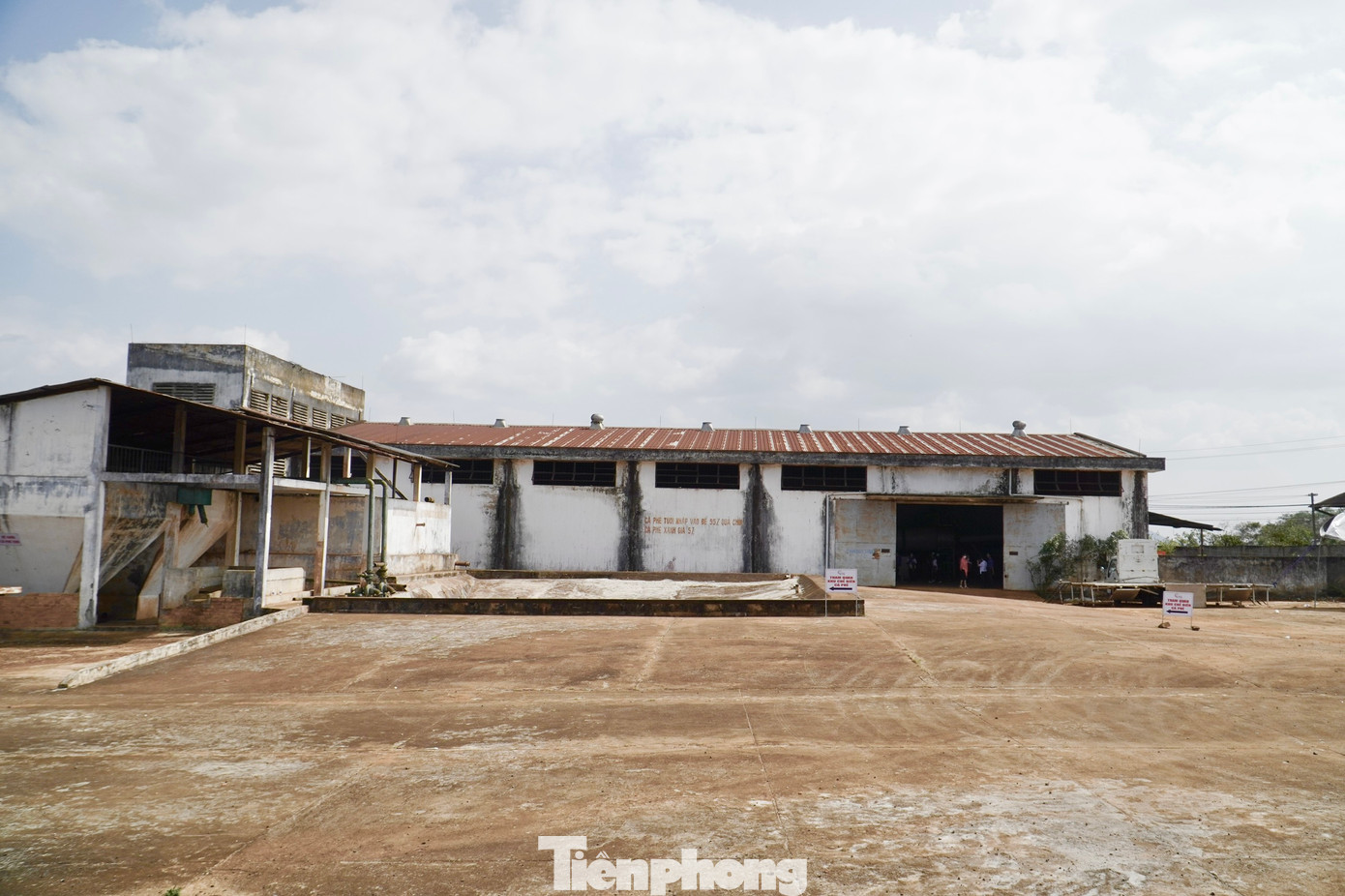 Một góc nhà máy chế biến cà phê tại Đồn điền CADA.