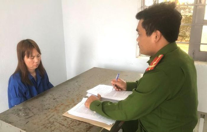 Đối tượng Hoàng Tuyết Hảo trong nhóm chuyên lừa đảo chiếm đoạt tài sản Đối tượng Hoàng Tuyết Hảo trong nhóm chuyên lừa đảo chiếm đoạt tài sản