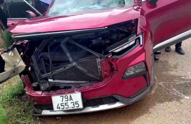 Hiện trường vụ tai nạn khiến 2 người chết