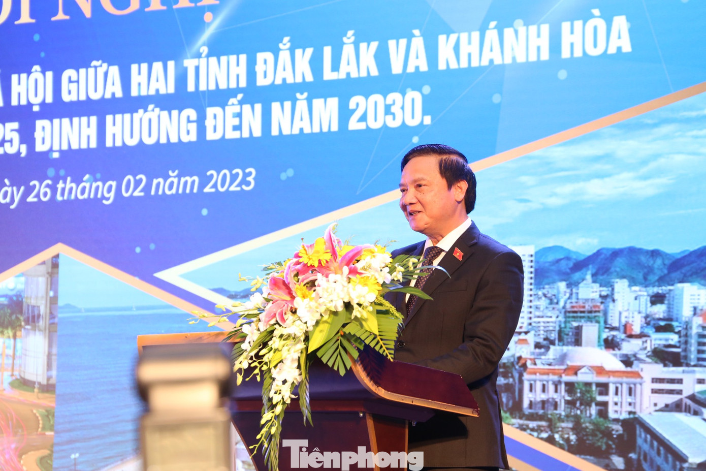 Phó Chủ tịch Quốc hội Nguyễn Khắc Định phát biểu tại hội nghị