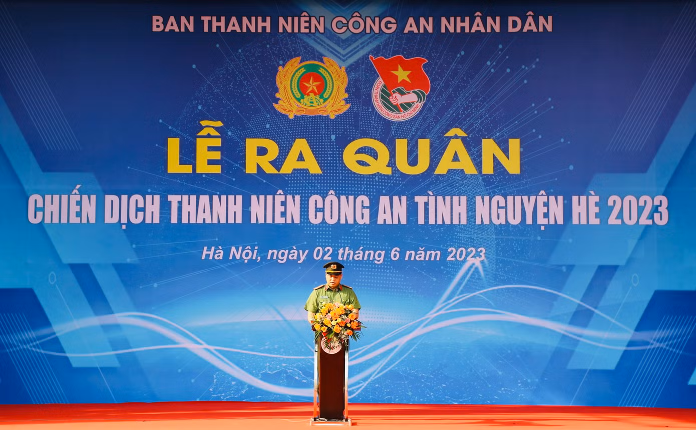 Trung tá Đồng Đức Vũ phát biểu tại chương trình. Ảnh: BTC