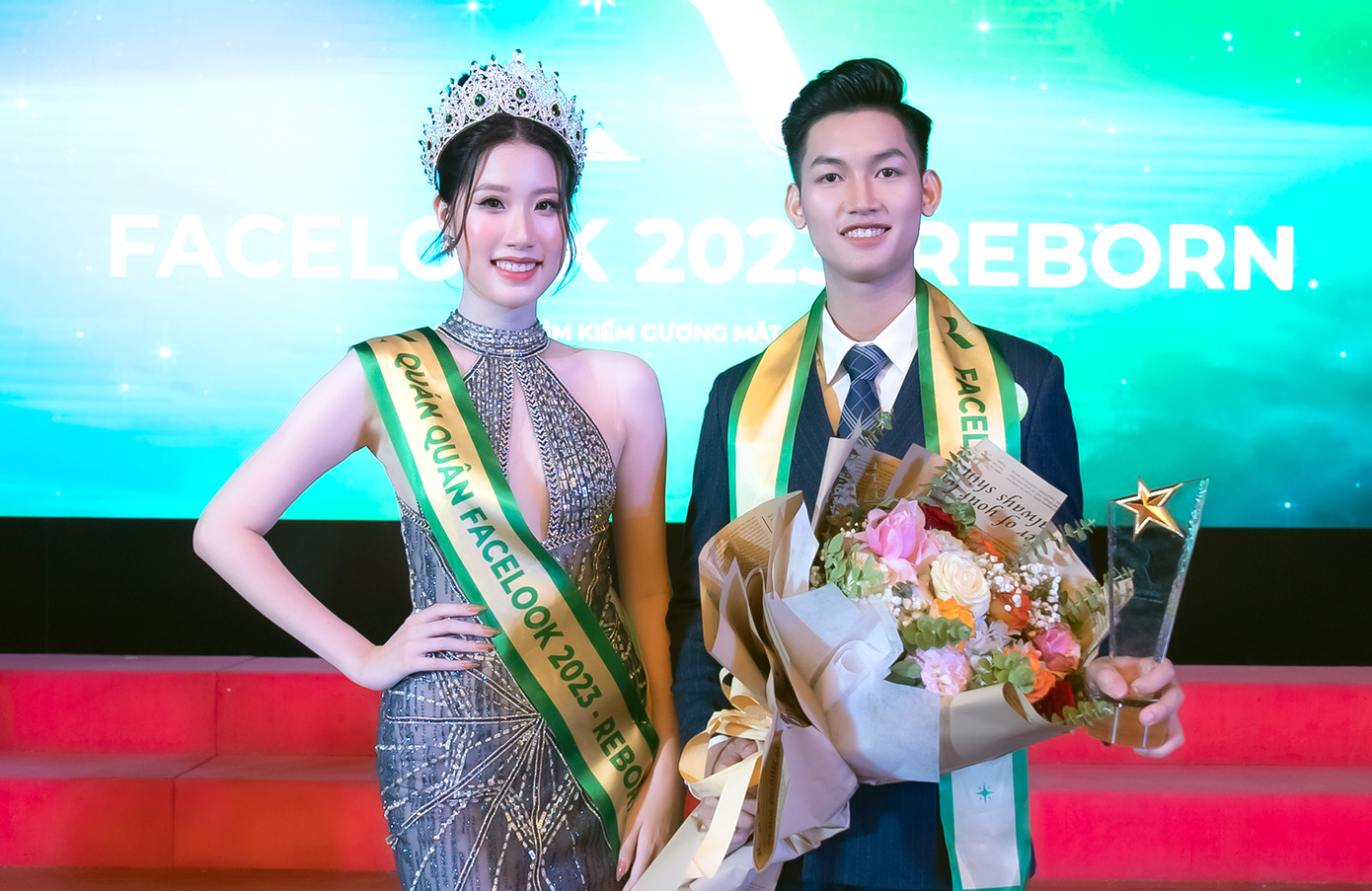 Hai thí sinh Hoàng Bình Quân và Nguyễn Châu Giang đã có phần ứng xử ấn tượng trước các câu hỏi, tình huống về việc sử dụng mạng xã hội và xây dựng hình ảnh cá nhân đẹp ở đời thực - ảo. Ảnh: BTC