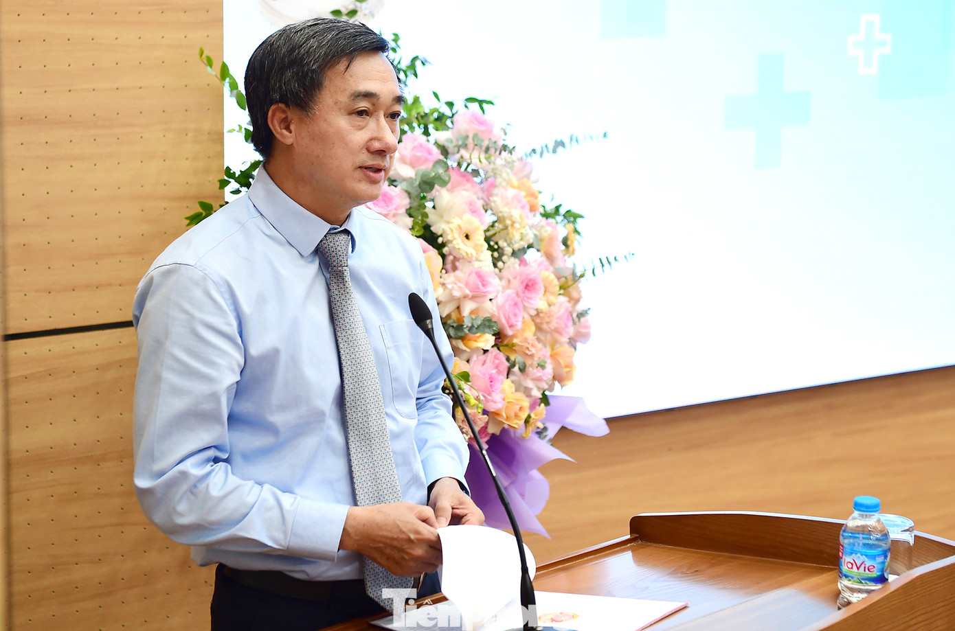 Thứ trưởng Bộ Y tế Trần Văn Thuấn phát biểu tại chương trình. Ảnh: Xuân Tùng Thứ trưởng Bộ Y tế Trần Văn Thuấn phát biểu tại chương trình. Ảnh: Xuân Tùng