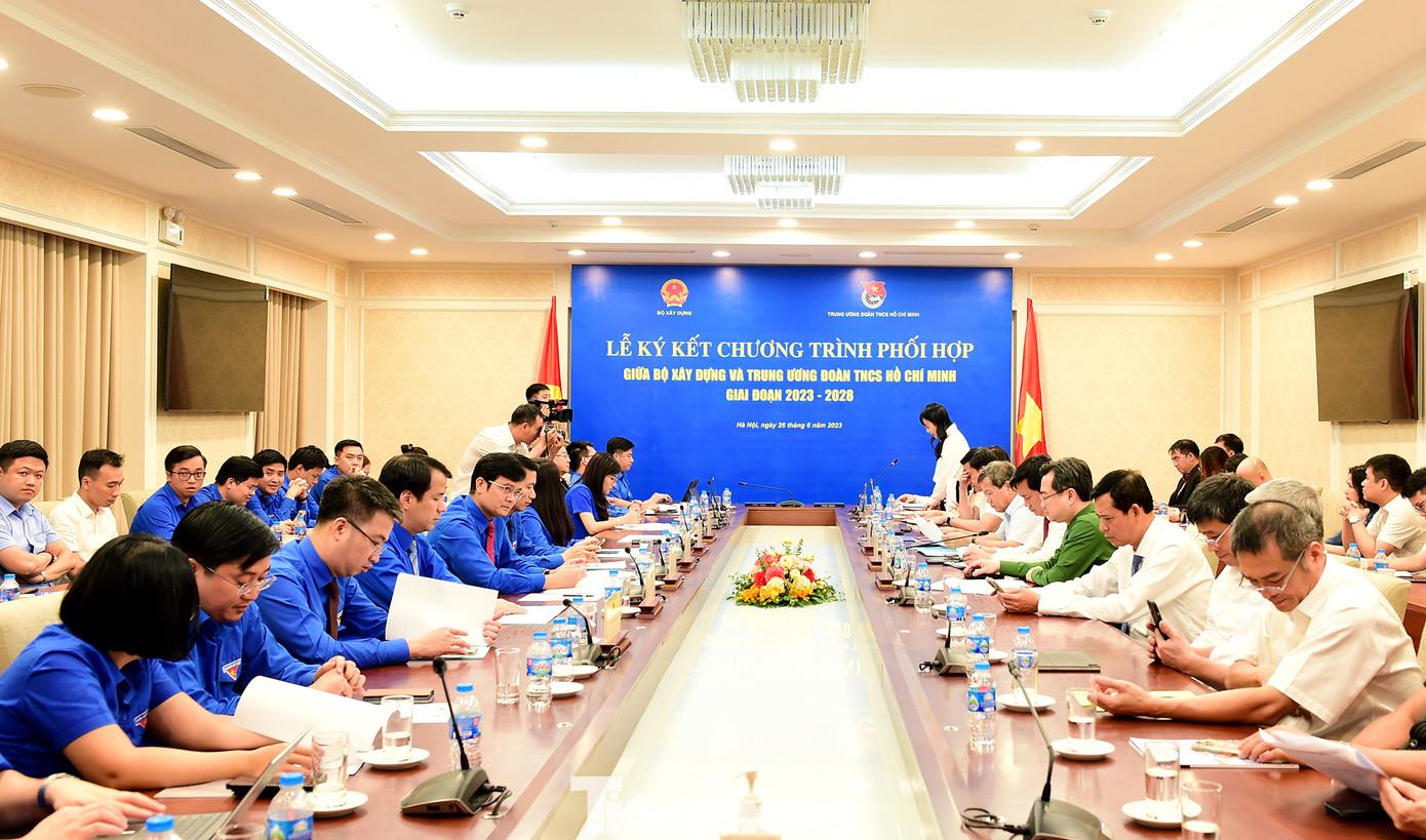 Quang cảnh chương trình ký kết phối hợp giữa T.Ư Đoàn và Bộ Xây dựng. Ảnh: Xuân Tùng Quang cảnh chương trình ký kết phối hợp giữa T.Ư Đoàn và Bộ Xây dựng. Ảnh: Xuân Tùng