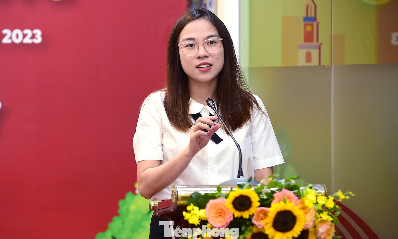 Chị Trần Hoài Minh phát biểu tại chương trình. Ảnh: Xuân Tùng Chị Trần Hoài Minh phát biểu tại chương trình. Ảnh: Xuân Tùng