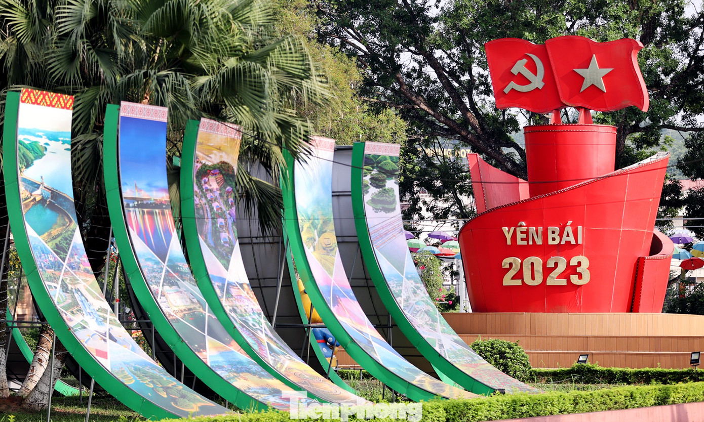 Chuyển đổi số được coi là chiến lược đột phá nhằm thực hiện các mục tiêu phát triển kinh tế xã hội giai đoạn 2021 - 2030. Tháng 6/2020, Thủ tướng Chính phủ đã phê duyệt Chương trình chuyển đổi số quốc gia đến năm 2025, định hướng đến năm 2030, đặt mục tiêu đưa Việt Nam trở thành quốc gia số, ổn định và thịnh vượng, tiên phong thử nghiệm các công nghệ và mô hình mới.