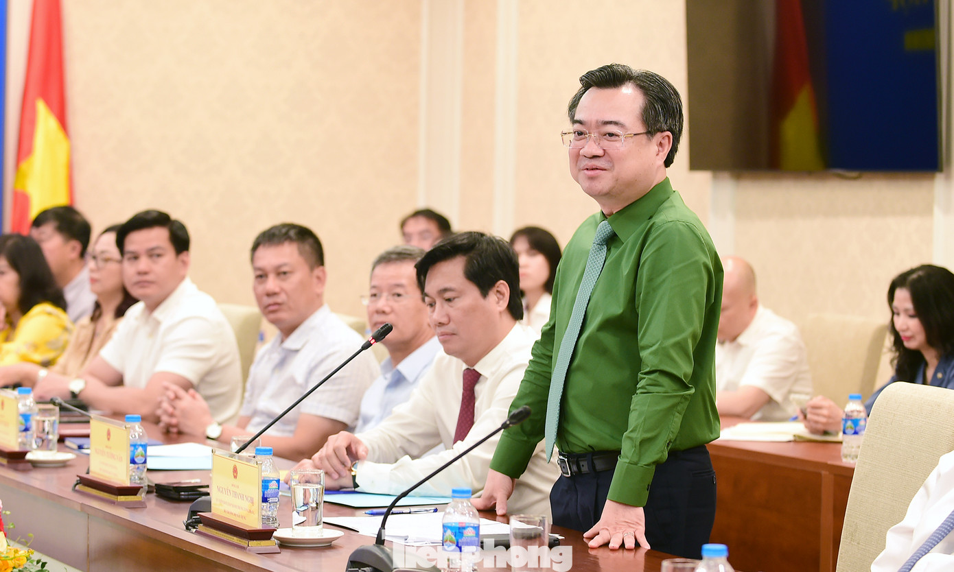 Ông Nguyễn Thanh Nghị phát biểu tại chương trình. Ảnh: Xuân Tùng Ông Nguyễn Thanh Nghị phát biểu tại chương trình. Ảnh: Xuân Tùng