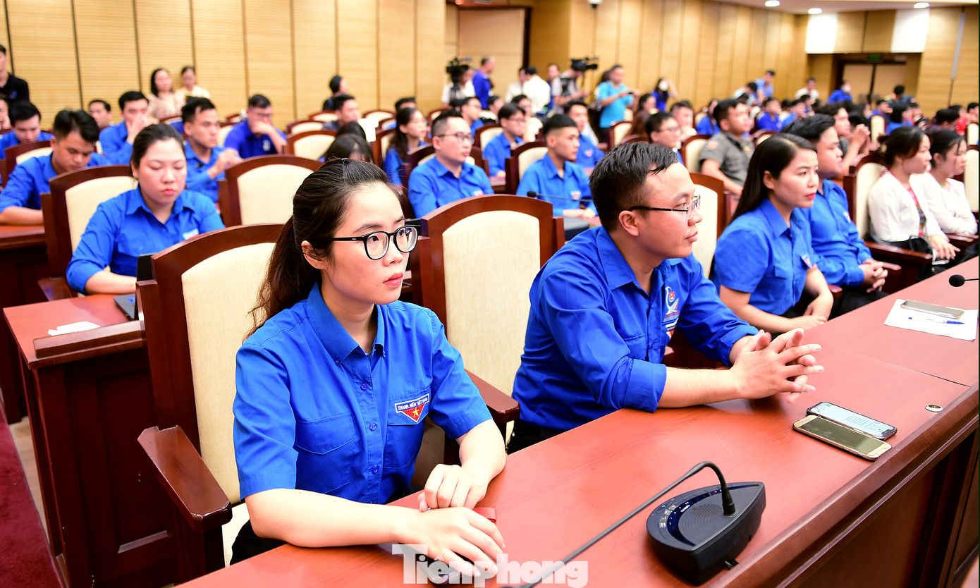 Hơn 150 đoàn viên, thanh niên thuộc nhiều khối đối tượng tham dự hội nghị. Ảnh: Xuân Tùng Hơn 150 đoàn viên, thanh niên thuộc nhiều khối đối tượng tham dự hội nghị. Ảnh: Xuân Tùng