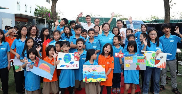 Các em thiếu nhi tham gia vẽ tranh. Ảnh: BTC Các em thiếu nhi tham gia vẽ tranh. Ảnh: BTC