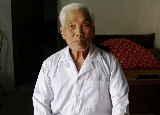 Kỳ lạ làng 400 năm không hôn thú ảnh 1