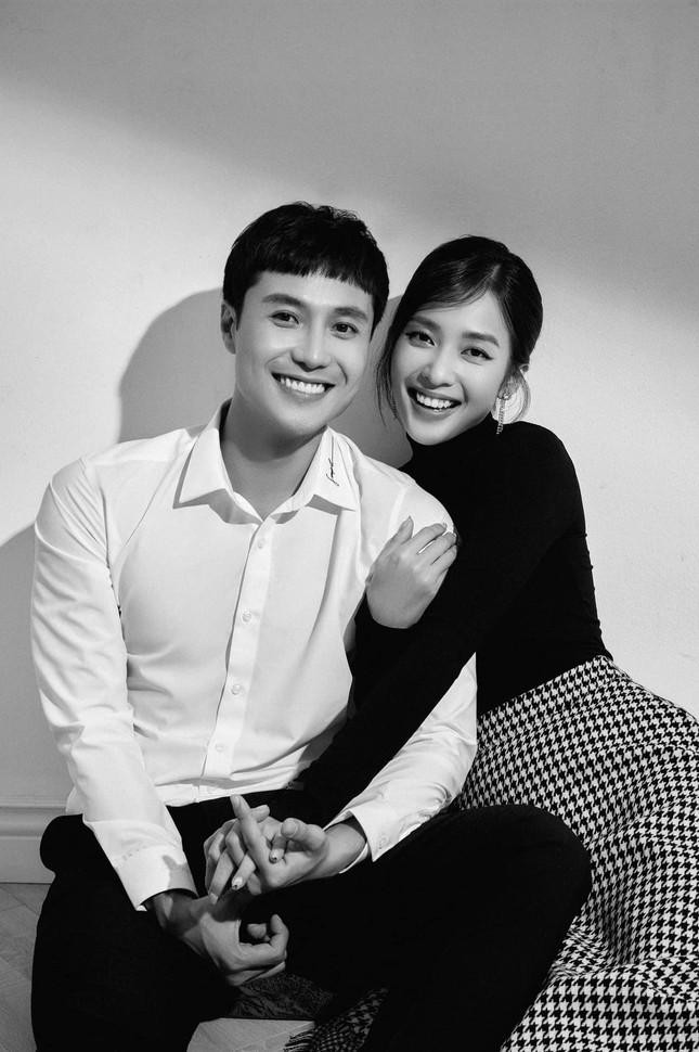 Sau 11 tháng 5 ngày, Khả Ngân - Thanh Sơn trở thành cặp đôi được giới trẻ yêu thích.