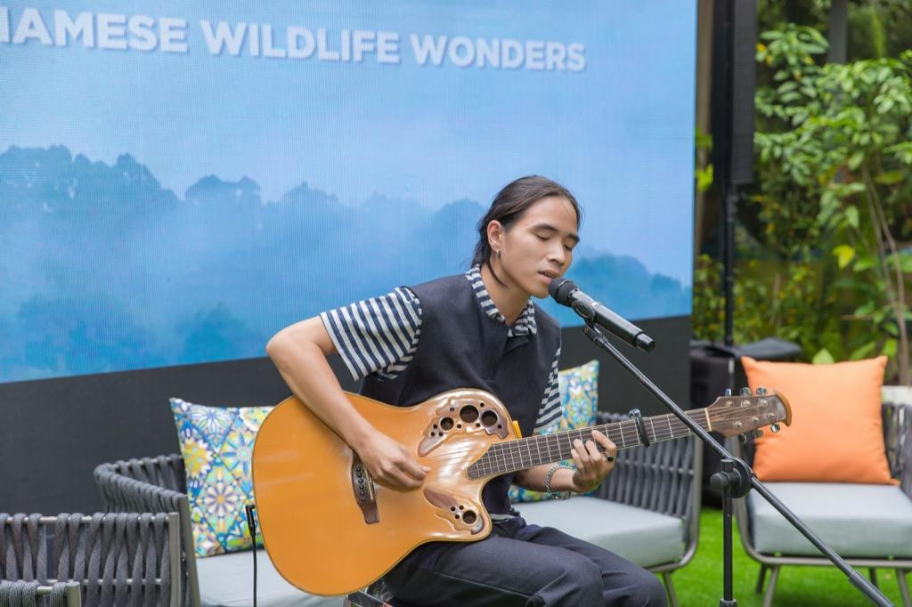 Thịnh Suy trình diễn tại buổi thông báo các hoạt động của dự án. Thịnh Suy trình diễn tại buổi thông báo các hoạt động của dự án.